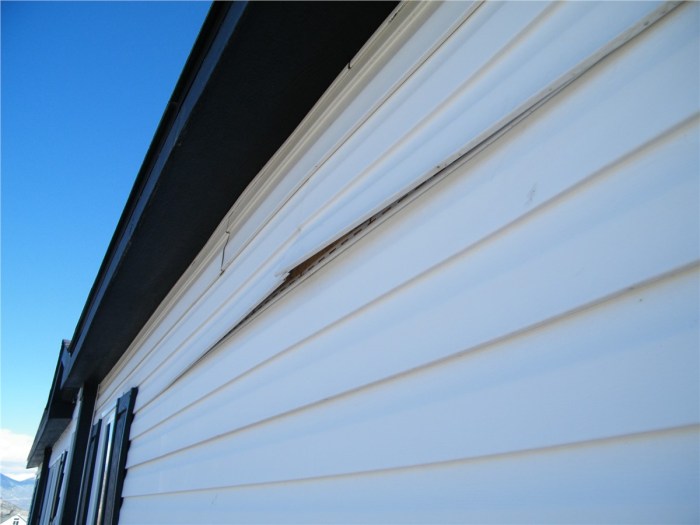 Wood siding repair contractors near me