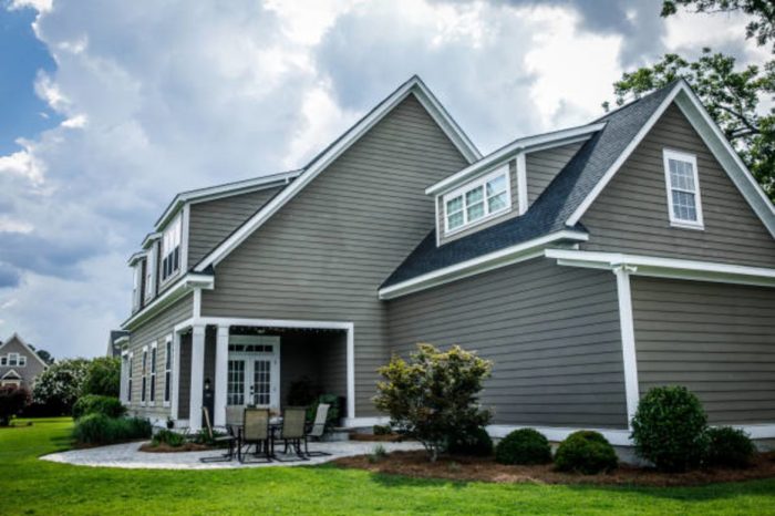 Siding durable most house types vinyl sturdy apart ripped severe weather still but can Siding durable most house types vinyl sturdy apart ripped severe weather still but can